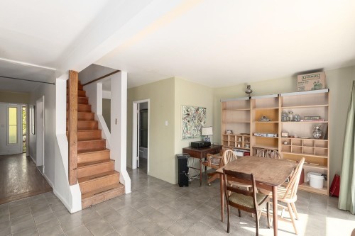 2002 13Th Avenue E, Vancouver, BC 