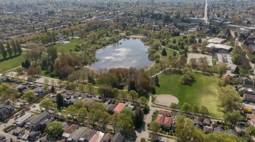 2002 13Th Avenue E, Vancouver, BC 