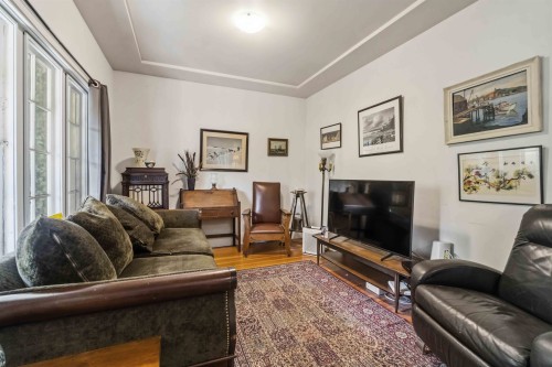 2497 Wall Street, Vancouver, BC 