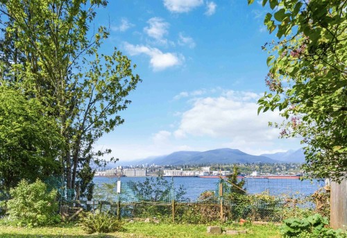 2497 Wall Street, Vancouver, BC 