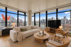 2105-108 Cordova Street W Vancouver, BC V6B 0G5