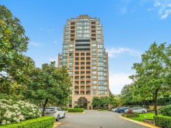 1502-7388 Sandborne Avenue Burnaby, BC V3N 5C4
