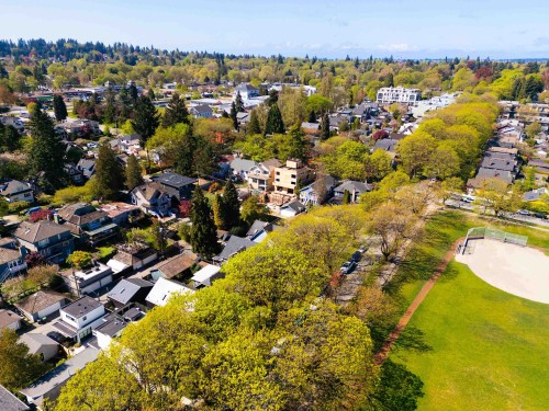 840 22Nd Avenue W, Vancouver, BC 