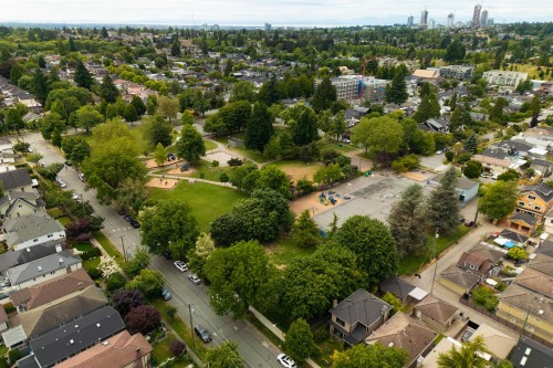 4626 Windsor Street, Vancouver, BC 