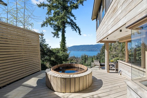 6011 Eagleridge Drive, West Vancouver, BC 