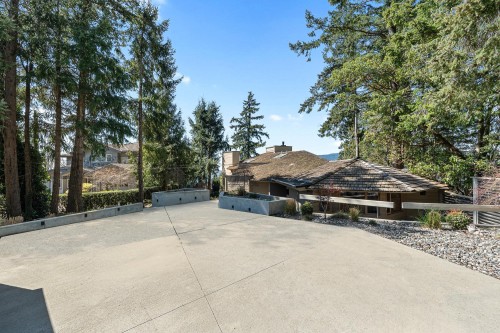 6011 Eagleridge Drive, West Vancouver, BC 
