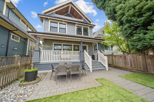 1758 14Th Avenue E, Vancouver, BC 