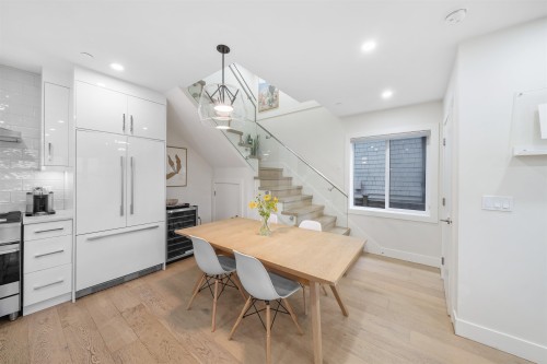 1758 14Th Avenue E, Vancouver, BC 