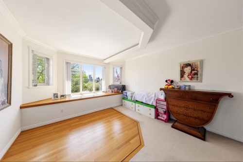 4993 Venables Street, Burnaby, BC 