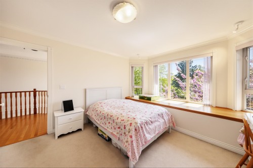 4993 Venables Street, Burnaby, BC 