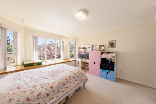 4993 Venables Street, Burnaby, BC 
