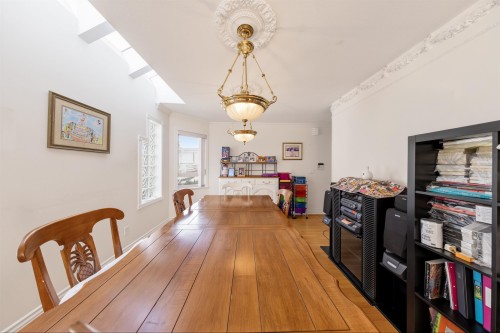 4993 Venables Street, Burnaby, BC 