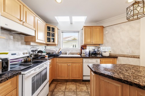 4993 Venables Street, Burnaby, BC 