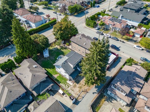 7520 Canada Way, Burnaby, BC 