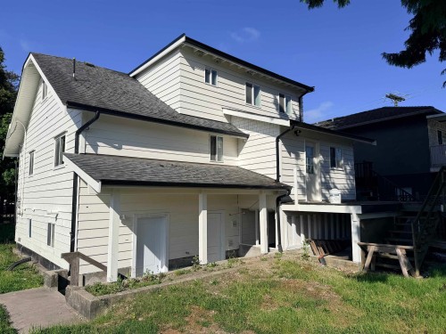 7520 Canada Way, Burnaby, BC 