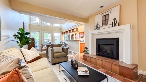 1737 16Th Avenue W, Vancouver, BC 