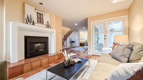 1737 16Th Avenue W, Vancouver, BC 