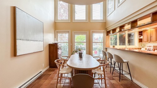 1737 16Th Avenue W, Vancouver, BC 