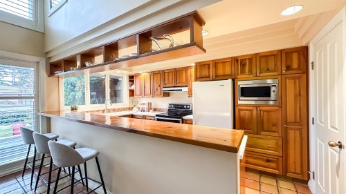 1737 16Th Avenue W, Vancouver, BC 