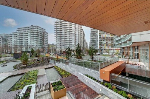 208 1St Avenue W, Vancouver, BC 