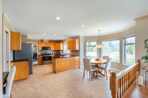 580 Clearwater Way, Coquitlam, BC 