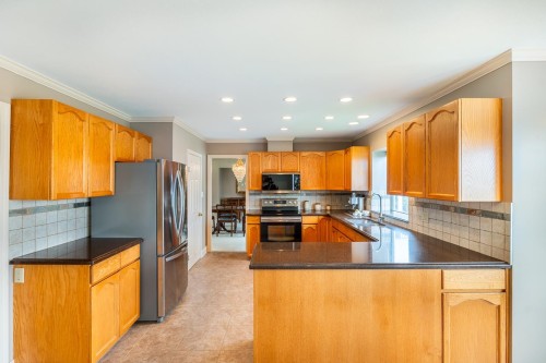 580 Clearwater Way, Coquitlam, BC 