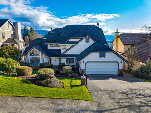 580 Clearwater Way, Coquitlam, BC 