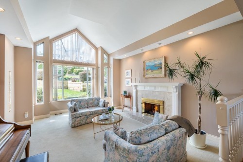 580 Clearwater Way, Coquitlam, BC 