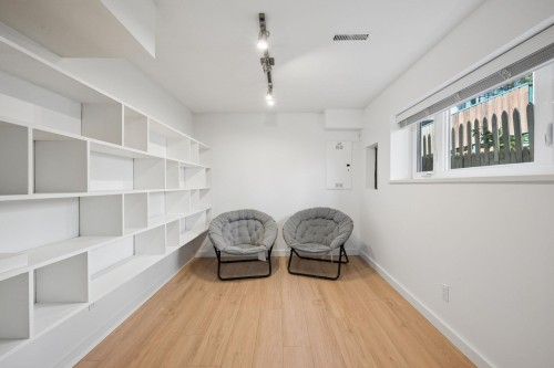 7621 Elliott Street, Vancouver, BC 