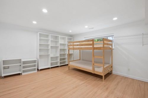 7621 Elliott Street, Vancouver, BC 