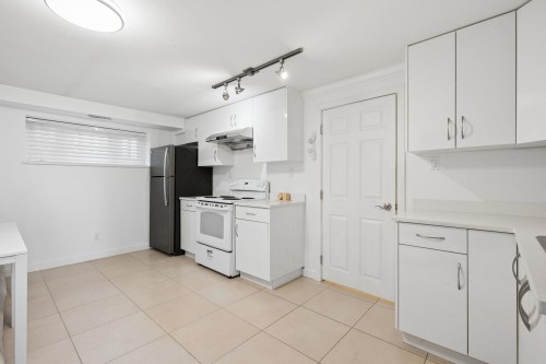 7621 Elliott Street, Vancouver, BC 