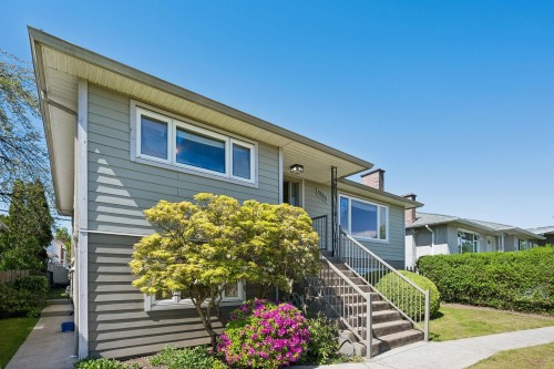 7621 Elliott Street, Vancouver, BC 