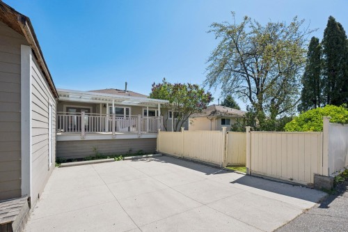 7621 Elliott Street, Vancouver, BC 