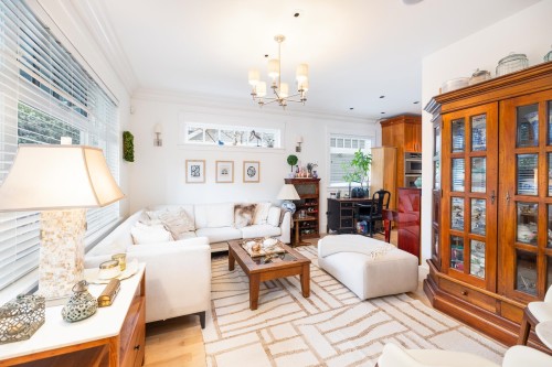 1232 Harris Avenue, North Vancouver, BC 