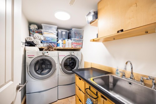 1232 Harris Avenue, North Vancouver, BC 