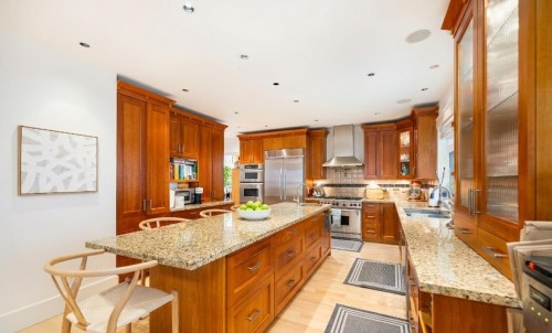 1232 Harris Avenue, North Vancouver, BC 