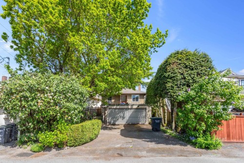 2876 18Th Avenue W, Vancouver, BC 