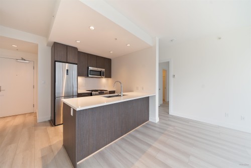 701-9060 University Crescent, Burnaby, BC 