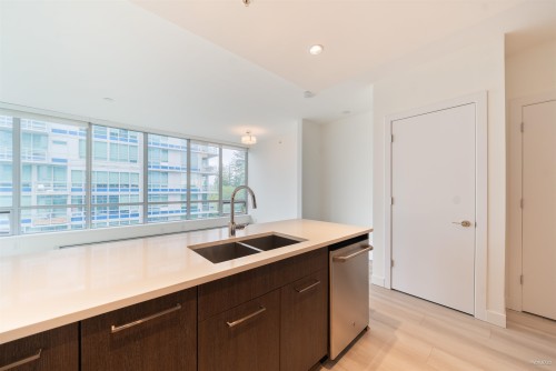 701-9060 University Crescent, Burnaby, BC 