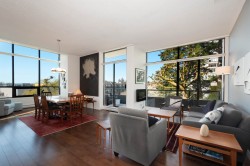 114-1420 Duchess Avenue  West Vancouver, BC V7T 1H8