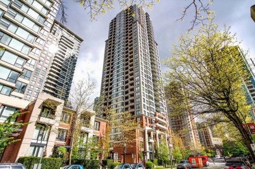 909 Mainland Street, Vancouver, BC 