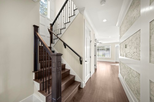 7028 Broadway, Burnaby, BC 