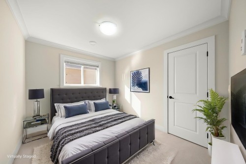 7028 Broadway, Burnaby, BC 