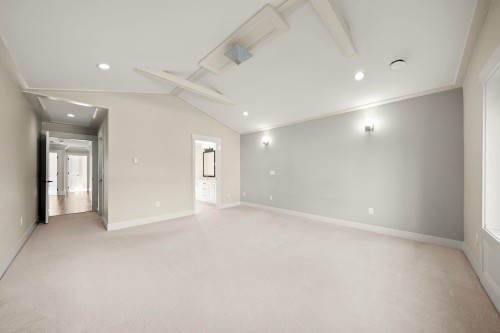 7028 Broadway, Burnaby, BC 