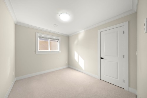 7028 Broadway, Burnaby, BC 