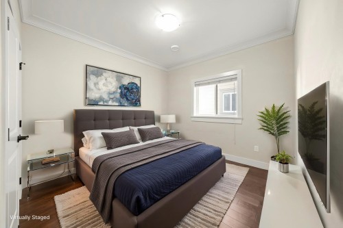 7028 Broadway, Burnaby, BC 