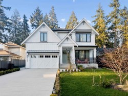 1260 Plateau Drive North Vancouver, BC V7P 2J4