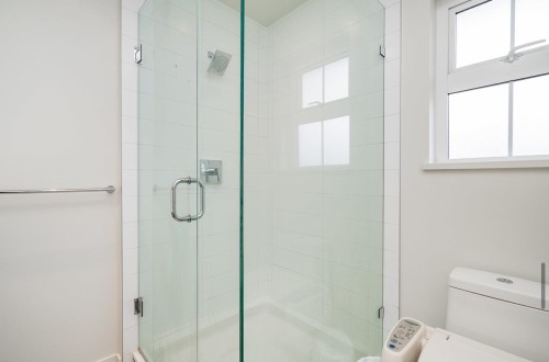8562 Osler Street, Vancouver, BC 