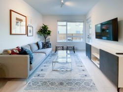 112-3018 St George Street Port Moody, BC V3H 2H7