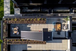 231-2830 Nanaimo Street  Vancouver, BC V5N 0E3